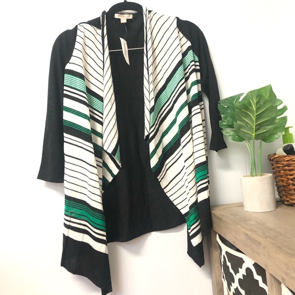 Dress barn ROZ & ALI flyaway Sweater cardigan Sz M - Picture 2 of 11